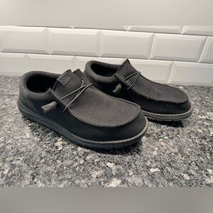 Hey Dude Men's Black Wally Sox